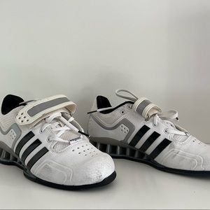 Adipower Weightlifting